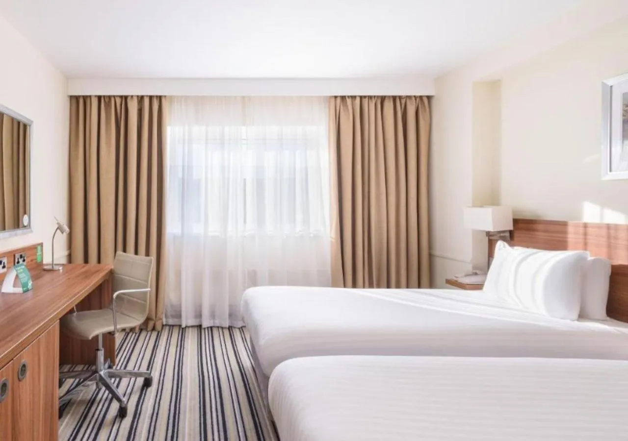 Holiday Inn Leeds-Wakefield M1 Jct40 By Ihg 4*, Wakefield